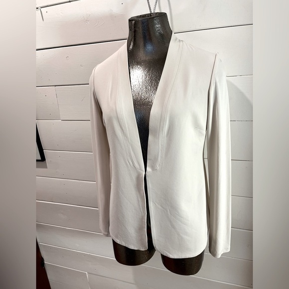 🤍IRIS SETLAKWE • Open Blazer Size S - Picture 12 of 13